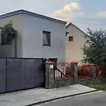 Apartment Petite Velyatyn