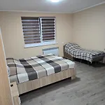 Petite Apartment *