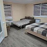 Petite * Velyatyn