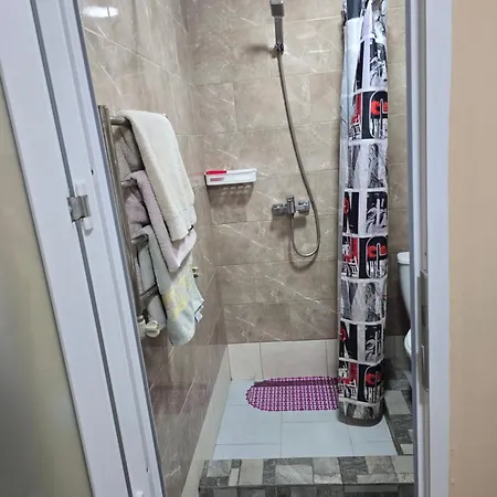 Petite Velyatyn